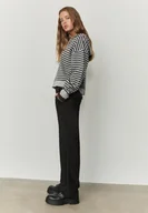 Spodnie damskie - Stradivarius Spodnie wizytowe z kieszeniami Czarny 34 - miniaturka - grafika 1