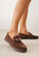 Mokasyny damskie - Brązowe Mokasyny Ozdobione Metaliczną Klamrą Murielori - miniaturka - grafika 1