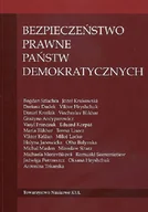 Podręczniki dla szkół wyższych - PRACA ZBIOROWA Bezpieczeństwo prawne państw demokratycznych / KUL - miniaturka - grafika 1