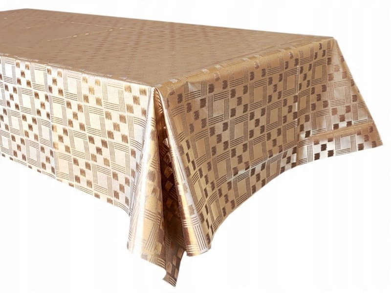 Obrus poliestrowy '' Stare Złoto ''180x140/1sztuka