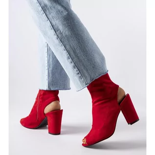 Sandały damskie - Czerwone botki na słupku Guernon - grafika 1