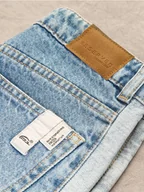 Spodnie i spodenki dla chłopców - Reserved - Jeansy straight fit - niebieski - miniaturka - grafika 1