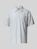 Piżamy męskie - Koszula casualowa o kroju regular fit z kieszenią na piersi - miniaturka - grafika 1