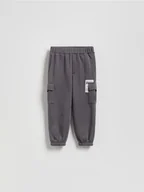 Spodenki dla niemowląt - Reserved - Spodnie z naszywką - ciemnobrązowy - miniaturka - grafika 1