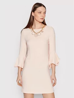 Sukienki - Rinascimento Sukienka koktajlowa CFC0107400003 Różowy Regular Fit - grafika 1