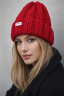 Czapki damskie - Gruba wełniana czapka beanie 100% wełna kolor świąteczny czerwony - miniaturka - grafika 1
