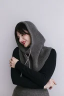 Czapki damskie - Balaklawa, kaptur ze sznurkiem - miniaturka - grafika 1