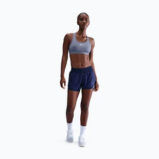 Biustonosz treningowy Nike Swoosh Medium Support world indigo/white WYSYŁKA W 24H 30 DNI NA ZWROT - Bielizna sportowa damska - miniaturka - grafika 1