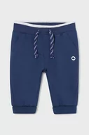 Spodnie i spodenki dla chłopców - Mayoral Newborn spodnie dresowe niemowlęce kolor granatowy gładkie - miniaturka - grafika 1