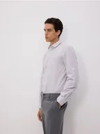 Koszule męskie - Reserved - Bawełniana koszula regular fit - szary - miniaturka - grafika 1