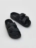 Buty dla chłopców - Reserved - Klapki z klamrami - czarny - miniaturka - grafika 1
