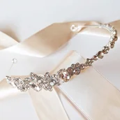 Ozdoby do włosów - Kokonet, Srebrna Opaska Na Włosy Z Cyrkoniami Kryształkami - miniaturka - grafika 1