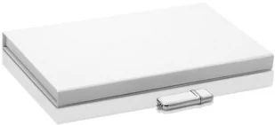 Zestaw biały pendrive + pudełko do 50 zdjęć i pen - Akcesoria fotograficzne - miniaturka - grafika 1