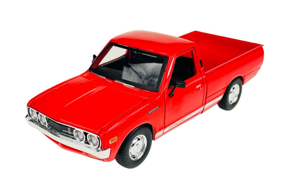 MAISTO 1973 DATSUN 620 PICK-UP CZERWONY 1:24 31522