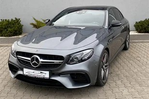 Dzień z Mercedesem E63S AMG w Warszawie - Czasopisma - miniaturka - grafika 1