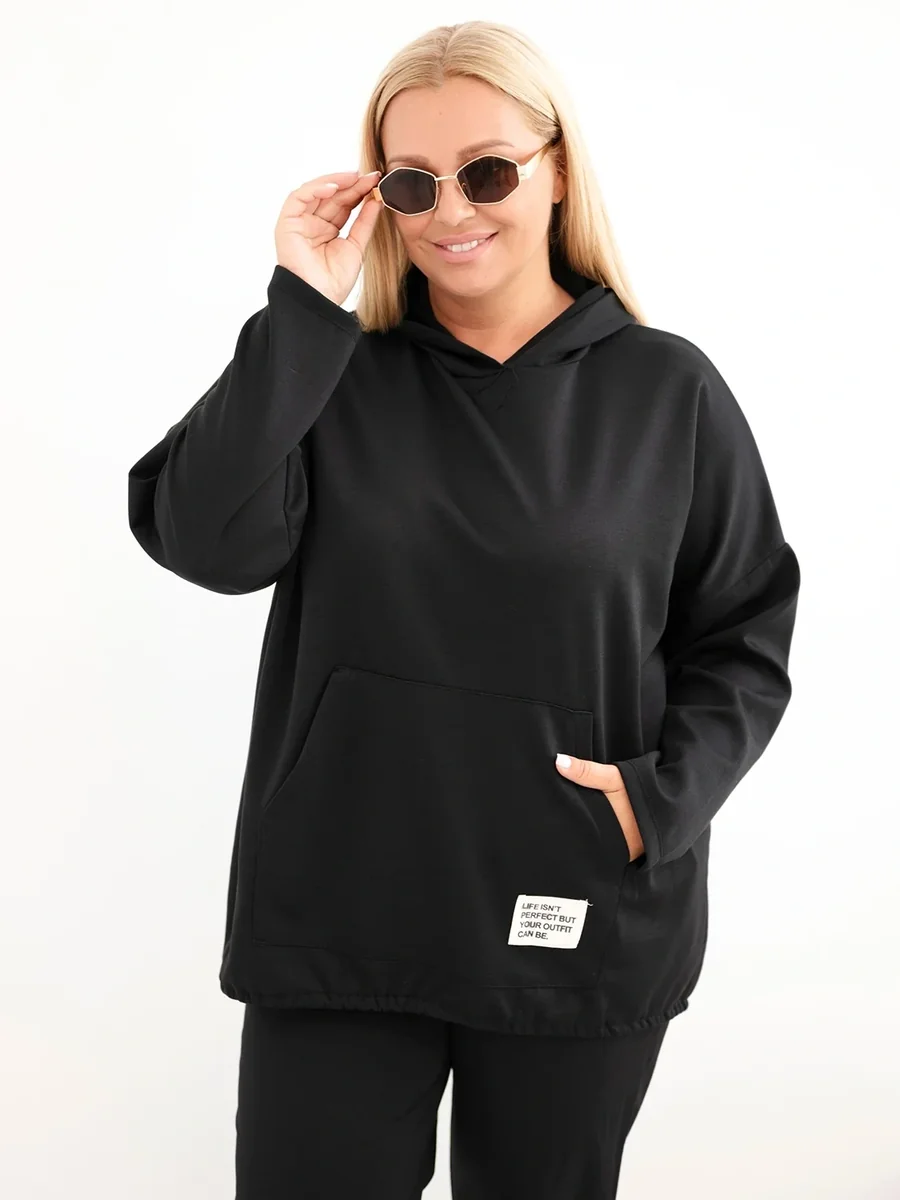 Bluza damska Plus Size masełko z kapturem i kieszenią kangurką czarna Czarny