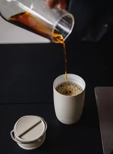 Kubek termiczny z uchwytem EQUA Cup 300 ml - grey - Kubki termiczne - miniaturka - grafika 8