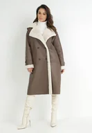 Płaszcze damskie - Brązowy Długi Płaszcz Oversize z Imitacji Skóry i Futerkiem Celis - miniaturka - grafika 1