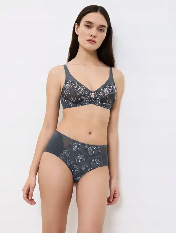 Triumph biustonosz miękki bez fiszbin tiul haft Wild Iris Florale N 75b