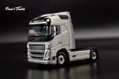 Samochody i pojazdy dla dzieci - WSI Models, Volvo Fh5 Globetrotter 4X2 skala 1/50 - miniaturka - grafika 1