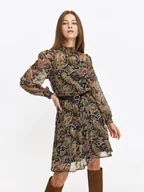 Sukienki - Krótka sukienka o prostym kroju - miniaturka - grafika 1