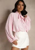 Bluzki damskie - Różowa Bluzka Ozdobiona Wiązaniem i Plisowanymi Rękawami Jenowena - miniaturka - grafika 1