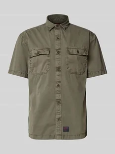Koszula casualowa o kroju regular fit z rękawem o dł. 1/2 model ‘Military’ - Koszule męskie - miniaturka - grafika 1