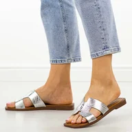 Klapki i japonki damskie - Srebrne płaskie klapki damskie Sergio Leone sk091H - miniaturka - grafika 1