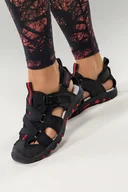 Sandały damskie - Czarne sandały trekkingowe damskie na rzep z zakrytą piętą czerwone wstawki Casu 8209-3W - miniaturka - grafika 1