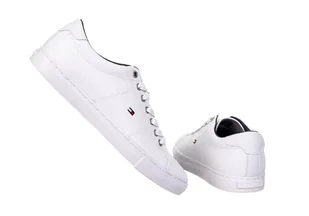 TOMMY HILFIGER BUTY MĘSKIE TRAMPKI ESSENTIAL LEATHER SNEAKER WHITE FM0FM02157 100 - Rozmiar: 40 - Trampki męskie - miniaturka - grafika 1