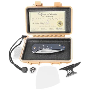 Nóż składany Medford Praetorian Slim PVD Tumbled Drop Point, Blue Handle, Bronze HW/Clip, S45VN (MK2084TD-37A2-T1C1-Q4) - Noże - miniaturka - grafika 8