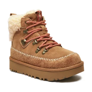 UGG Skórzane śniegowce CLASSIC ALPINE - Śniegowce damskie - miniaturka - grafika 1