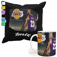 Gadżety dla niej i dla niego - ZESTAW KUBEK + PODUSZKA Z POSZEWKĄ- PREZENT DLA FANA LEBRON JAMES + IMIĘ - miniaturka - grafika 1