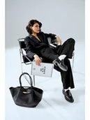 Torebki damskie - Vince Camuto Shopper bag "Prato" w kolorze czarnym - 52 x 27 x 13 cm - miniaturka - grafika 1