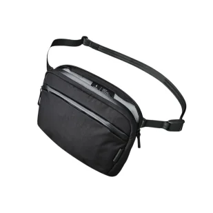 Torba saszetka na ramię Alpaka Flight Sling 2 l - black - Torby męskie - miniaturka - grafika 1