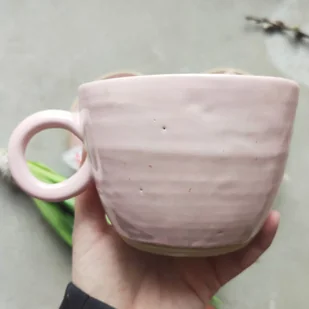 POTPOTSTUDIO Ceramiczny kubek z uszkiem POTPOTSTUDIO Pastel 400 ml 9411-uniw - Kubki - miniaturka - grafika 1