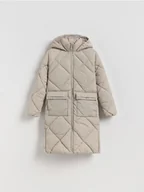 Kurtki i płaszcze dla dziewczynek - Reserved - Długi pikowany płaszcz z kapturem - beżowy - miniaturka - grafika 1