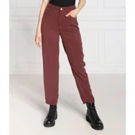 Spodnie damskie - GUESS Jeansy MOM JEAN | Mom Fit - miniaturka - grafika 1