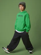 Bluzy dla chłopców - 4F Bluza dresowa loose z kapturem chłopięca - zielona 158/164 (12-14 lat) - miniaturka - grafika 1