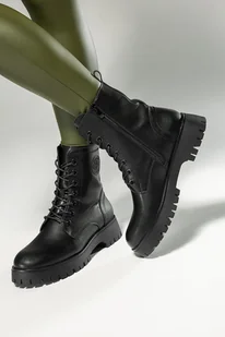 Czarne botki skórzane damskie Sergio Leone z ozdobą na cholewce sznurowane TR710-S-CA - Botki damskie - miniaturka - grafika 1