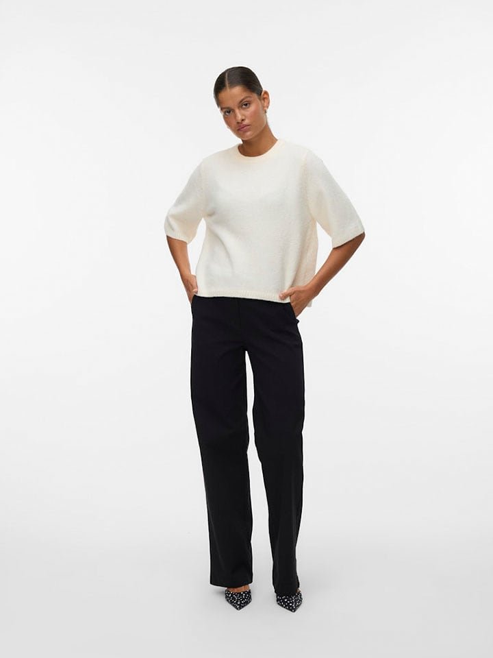 Vero Moda Sweter w kolorze kremowym