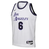 Swetry męskie - Koszulka dla dużych dzieci Nike Dri-FIT NBA Swingman LeBron James Los Angeles Lakers City Edition - Biel - miniaturka - grafika 1