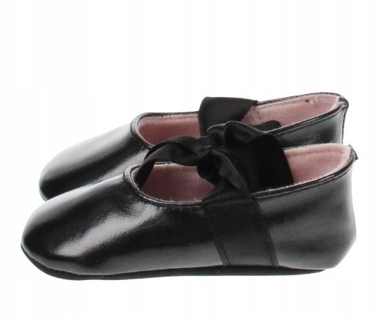 BUTY DLA NIEMOWLĄT CZARNE Z WIĄZANIEM 17 V7L