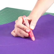 Pasmanteria - TEXI 4040 RED kreda krawiecka w aplikatorze - miniaturka - grafika 1