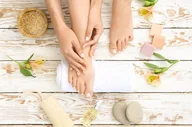 Czasopisma - Pedicure klasyczny we Wrocławiu - miniaturka - grafika 1
