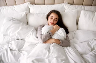 Kołdra 140 x 200 Pikowana Lars Całoroczna - Kołdry - miniaturka - grafika 2