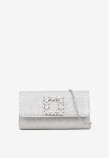 Srebrna Torebka Kopertówka z Łańcuszkiem i Aplikacją w Kształcie Klamry Ahenli - Torebki damskie - miniaturka - grafika 1