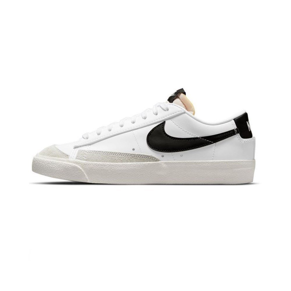 Blazer Low 77