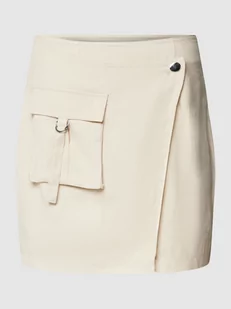 Spódnica mini w kopertowym stylu model ‘EMERY’ - Spódnice - miniaturka - grafika 1
