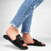 Klapki i japonki damskie - S.Barski KV27-050 klapki damskie z ozdobą czarne - miniaturka - grafika 1